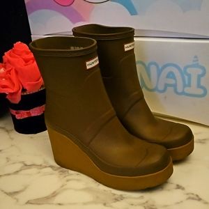 hunter rain boots size 8